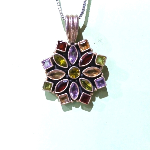 🌸 Sterling Silver Gemstone Flower Pendant Garnet Citrine Amethyst